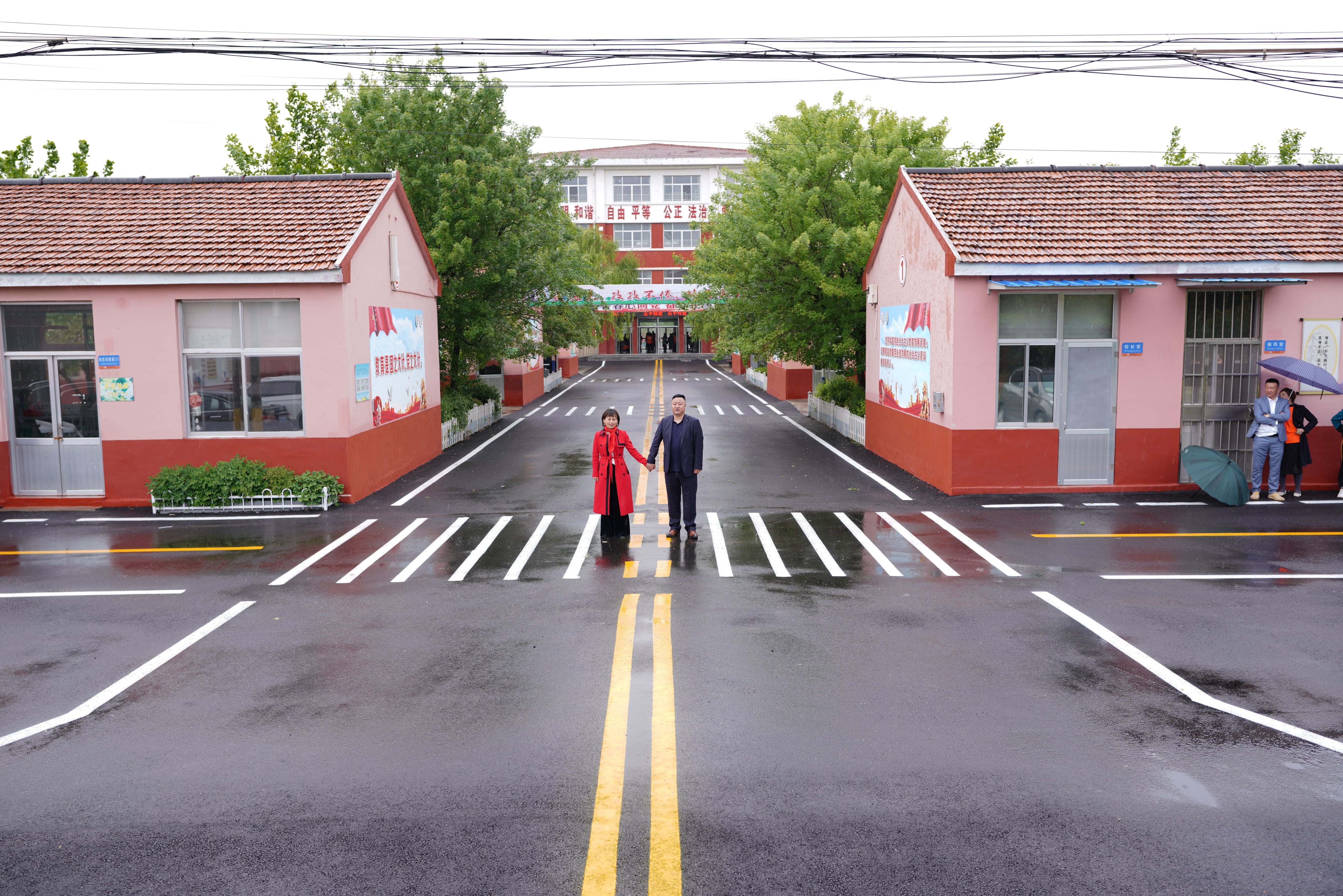 第213所 平度市崔家集镇崔家集乐竞体育_乐竞体育中国一站式服务官网
周玉洁小学