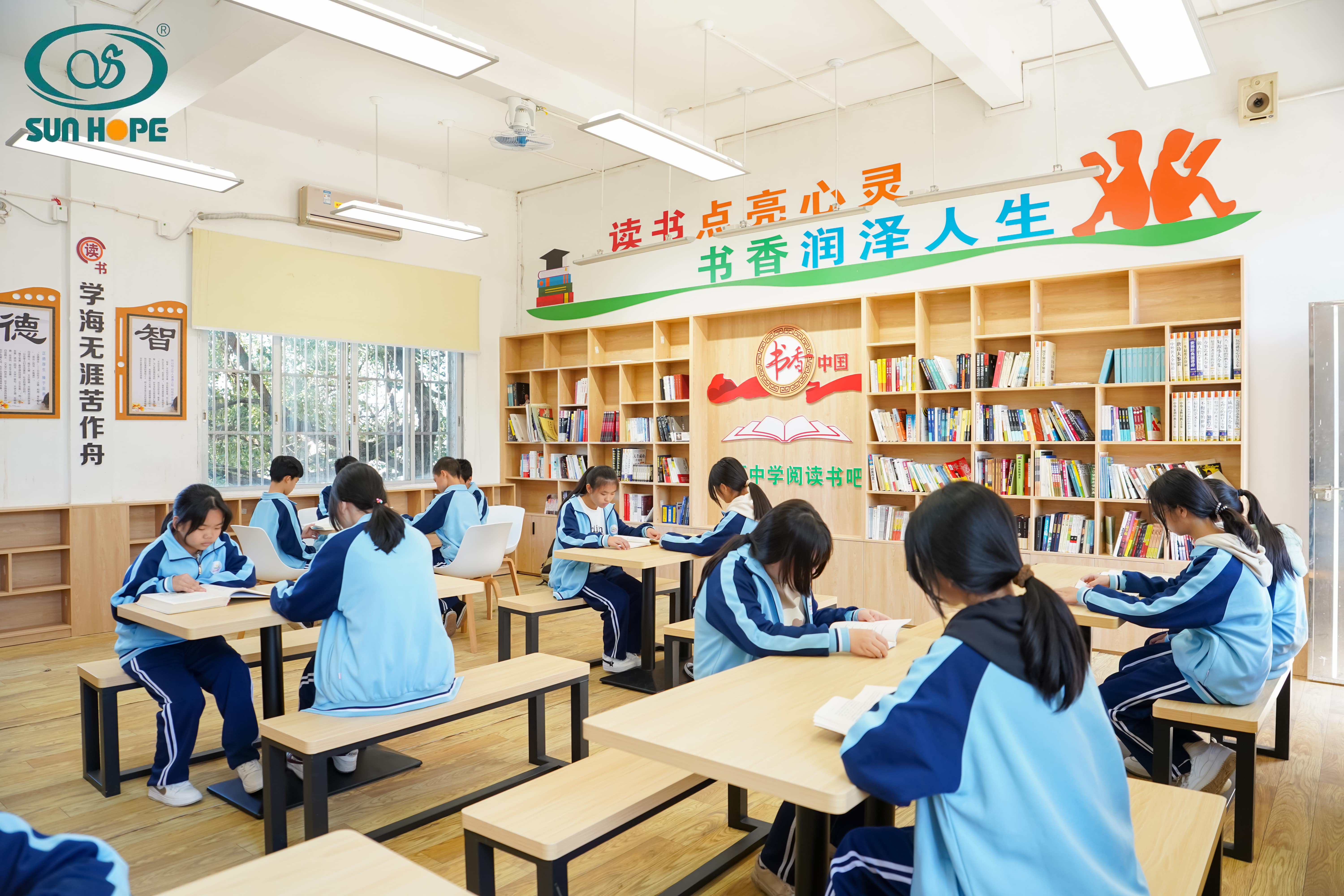 天津高校大学生记者走进乐竞体育_乐竞体育中国一站式服务官网
公益小学开展“书香悦读，筑梦成长”活动